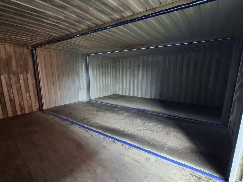 From Shipping Containers to a Workshop: Three-Unit 20’DV Container Workshop Delivered