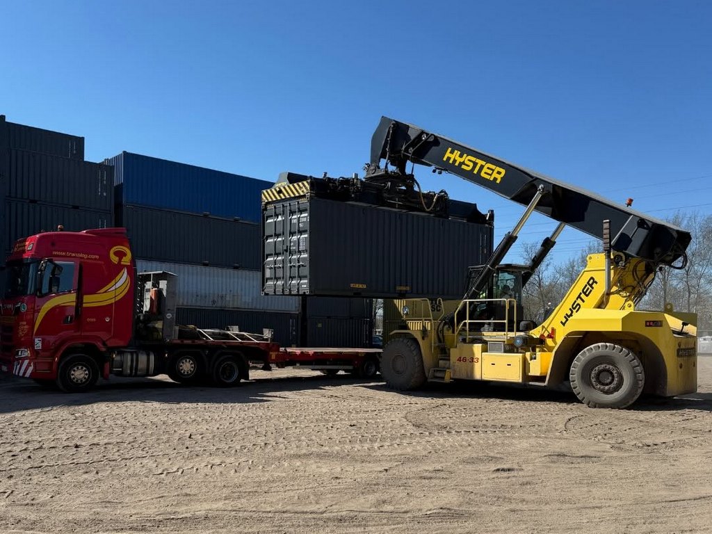 Custom Shortening of a 30’ High Cube Container