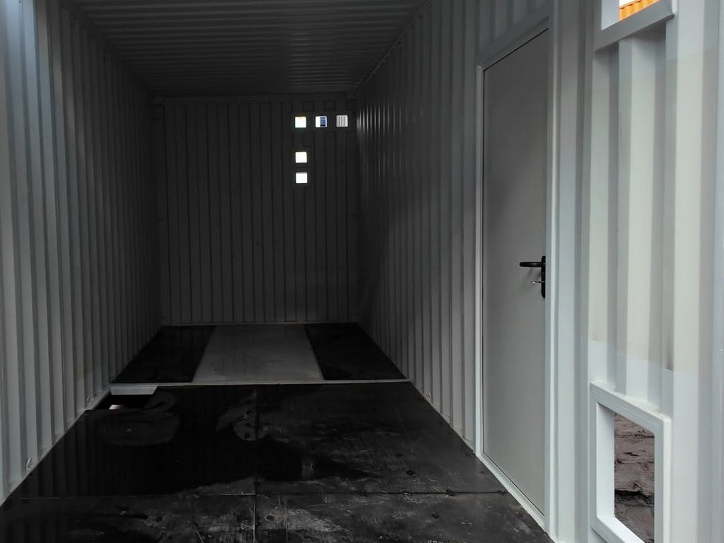 40’ High Cube Container – Individuell für technische Anlagen vorbereitet
